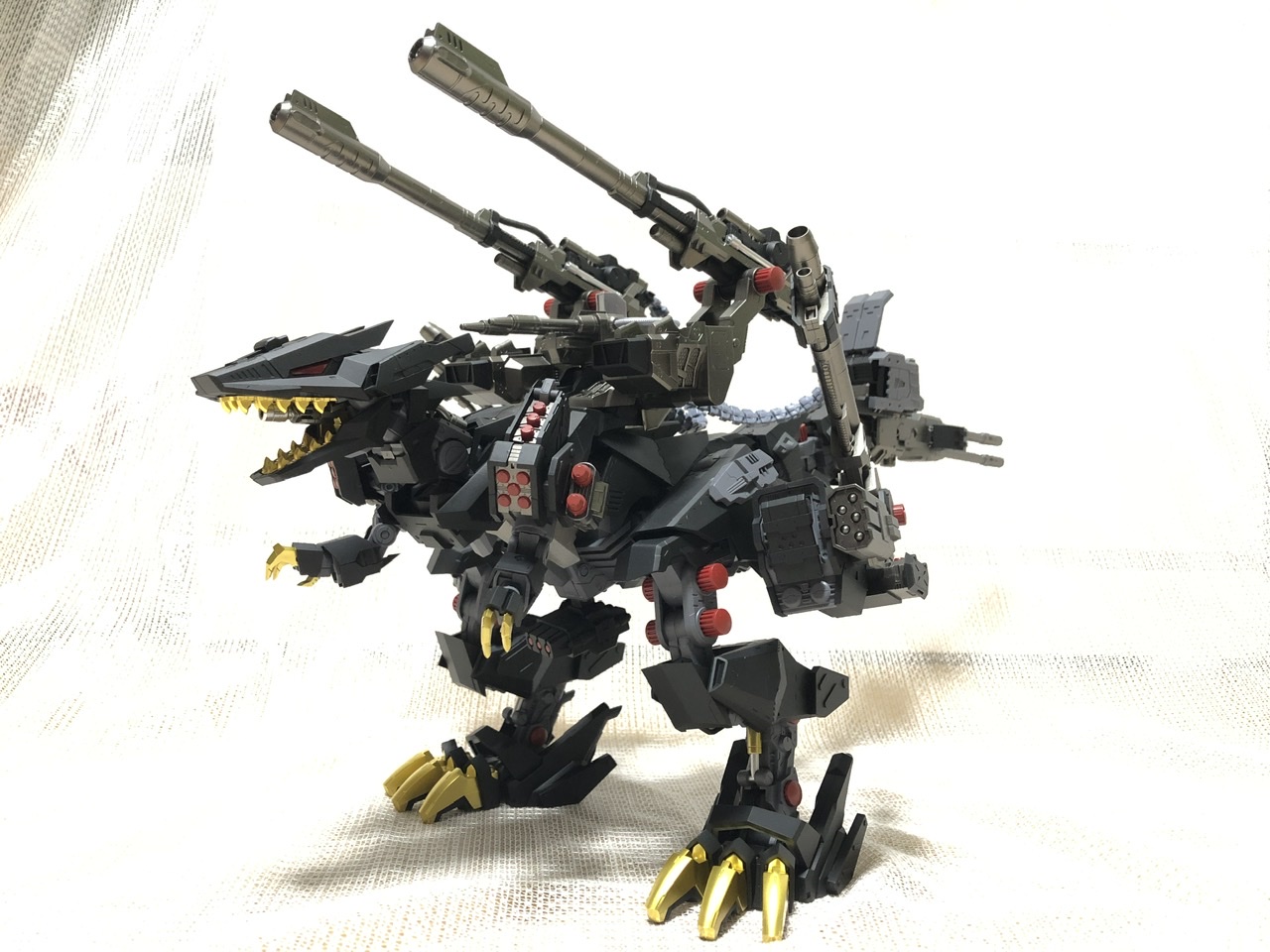 ライガーゼロ　バーサークフューラー　HMM HMM ゾイド 1/72 EZ-049 バーサークフューラー リパッケージVer
